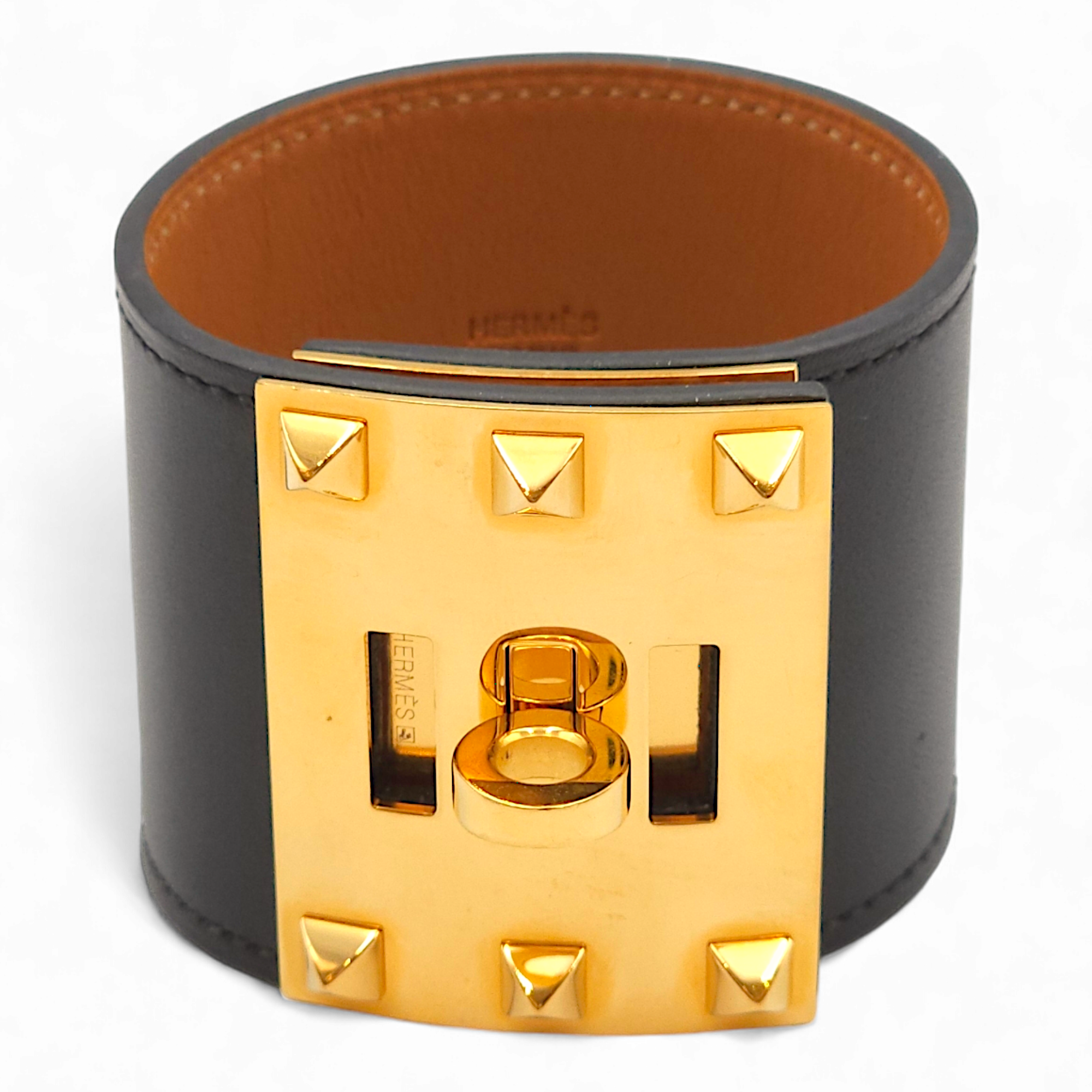 送料込み【HERMES】エルメス BLACK CHAMONIX KELLY BRACELET Hermès Kelly Dog Small Black Bracelet in Chamonix, Gold
