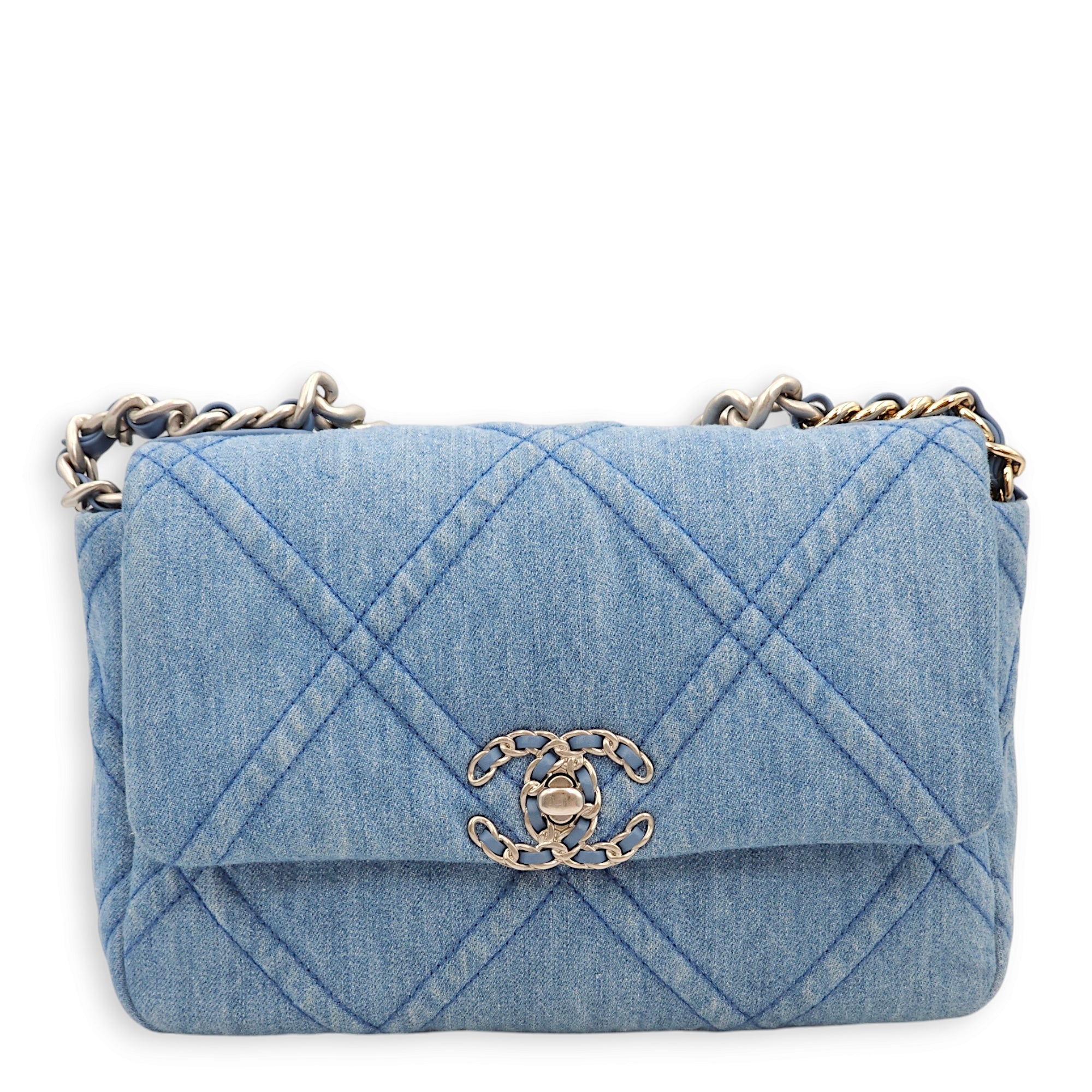 【ヴィンテージ】Rank:S☆Chanel Light Blue C19 Small Series30 Chanel C19 Small Light Blue Shoulder Bag in Denim, 3-Tone