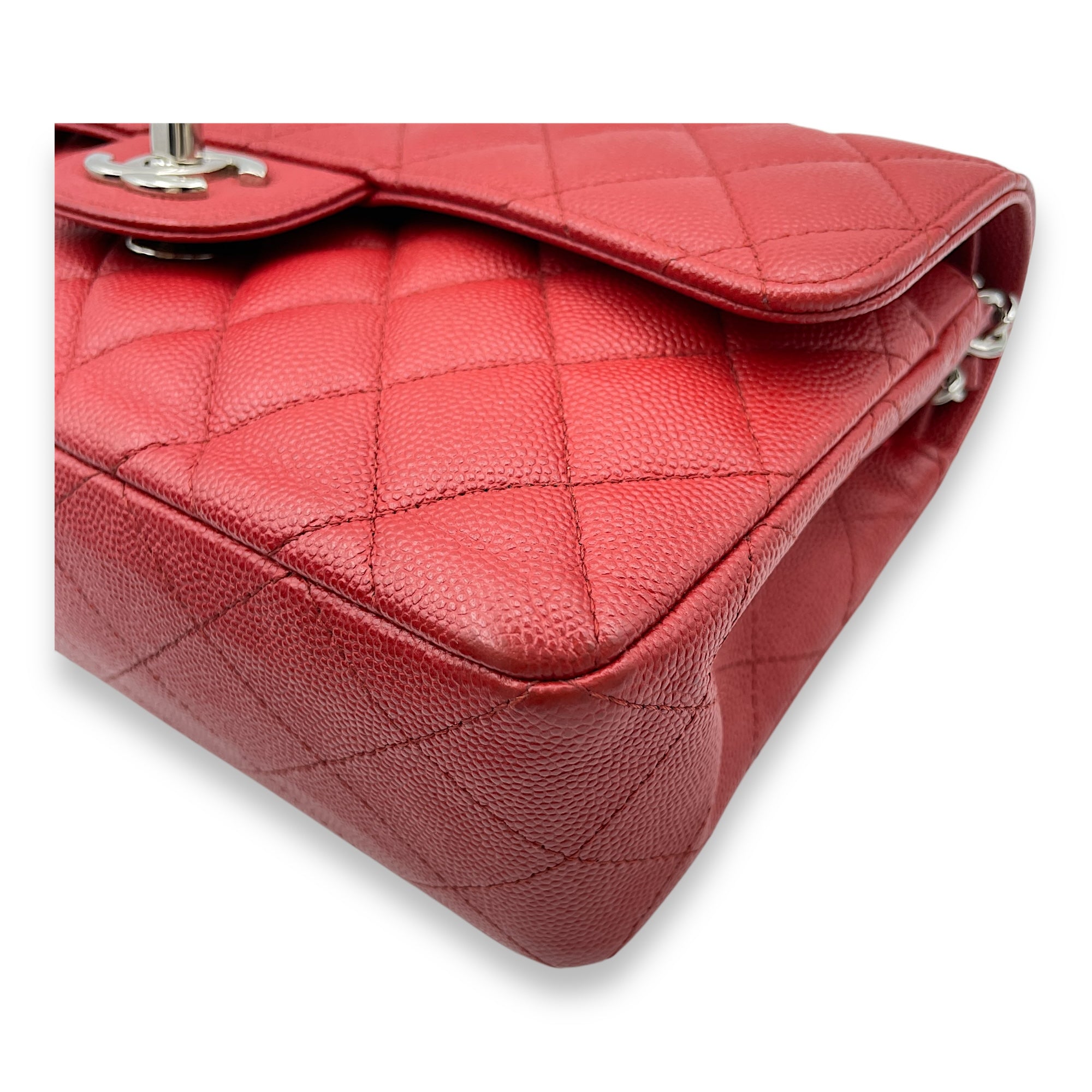 Classic Double Flap Small Red Shoulder Bag in Caviar Leather, Silver hardware