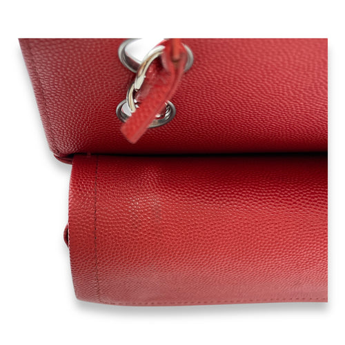 Classic Double Flap Small Red Shoulder Bag in Caviar Leather, Silver hardware