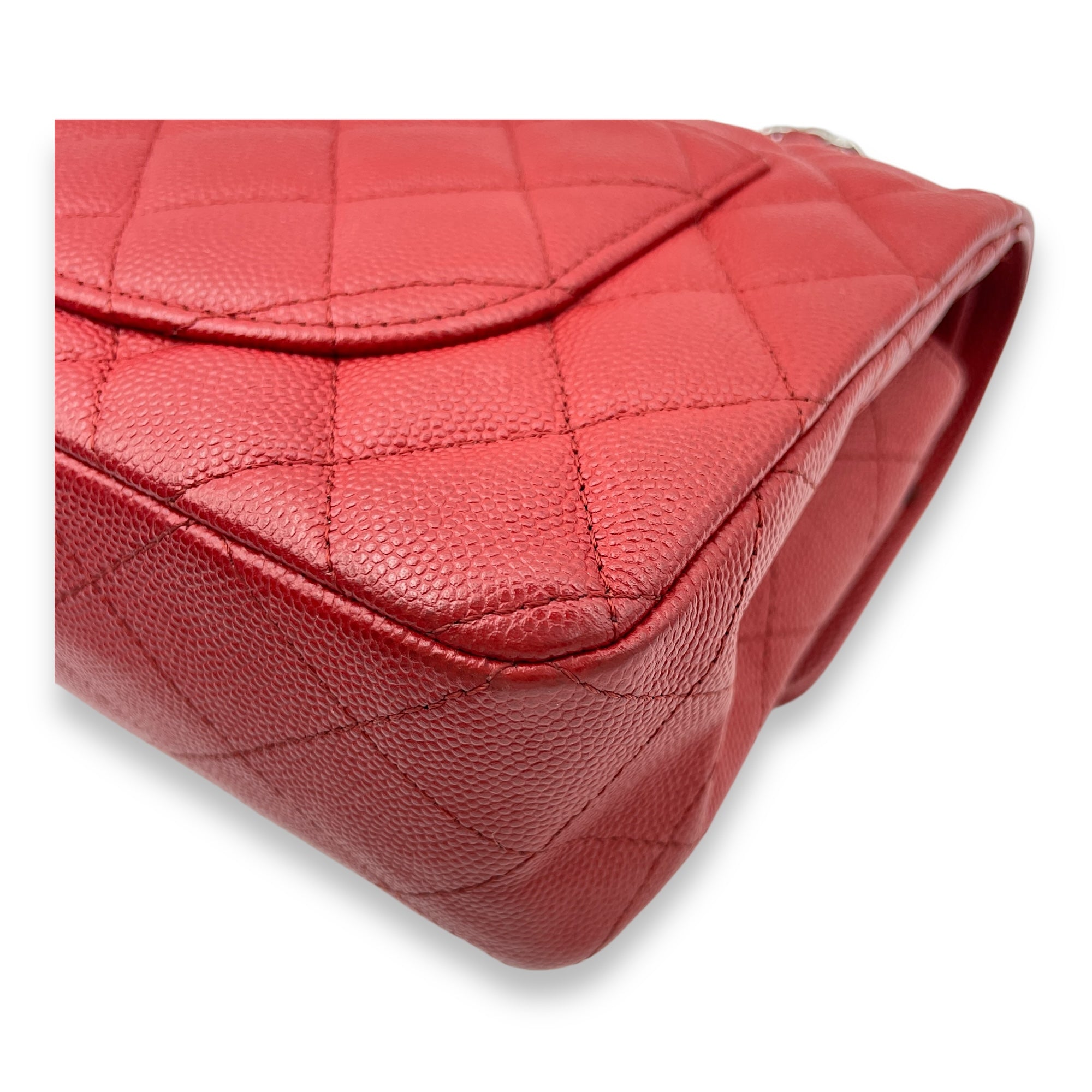 Classic Double Flap Small Red Shoulder Bag in Caviar Leather, Silver hardware