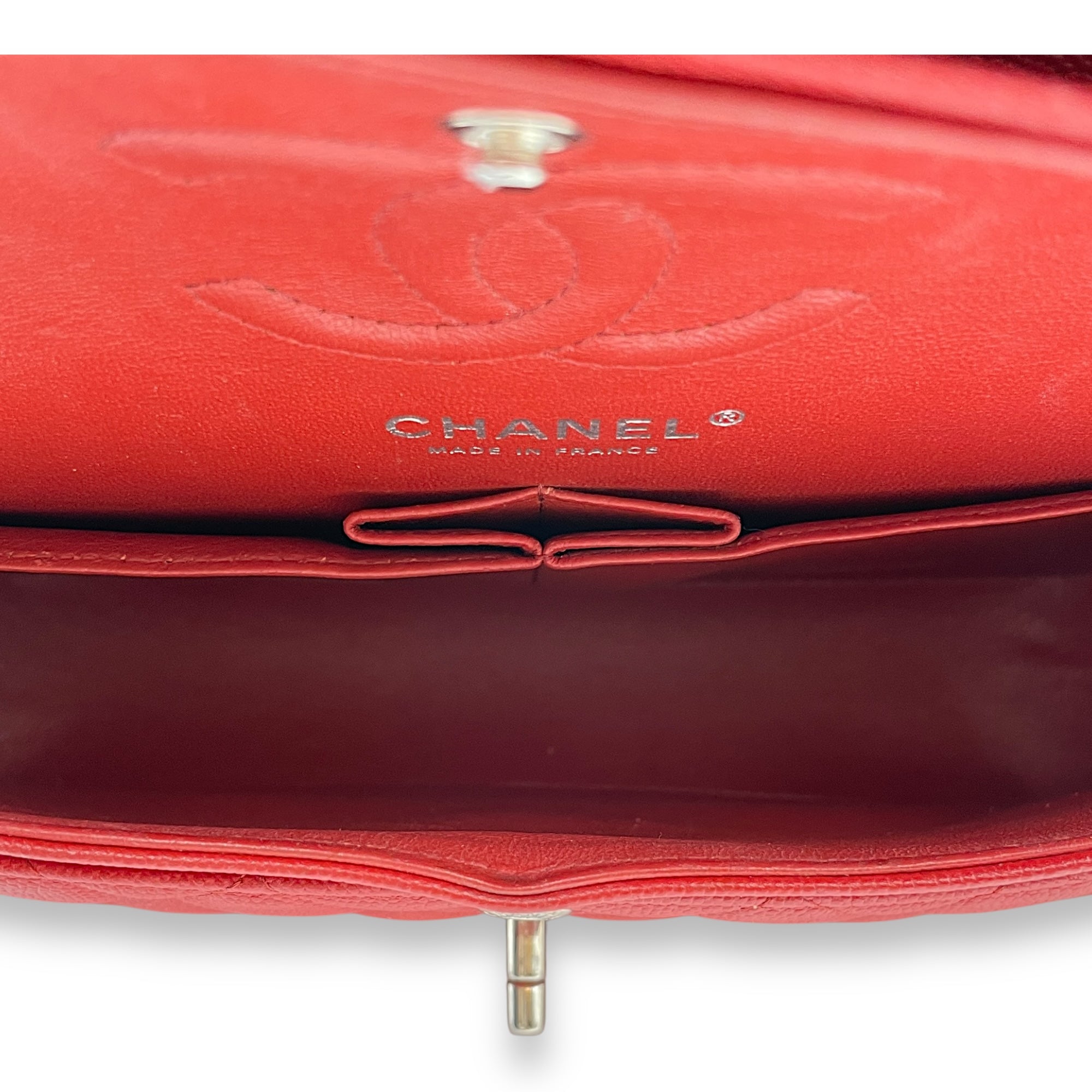 Classic Double Flap Small Red Shoulder Bag in Caviar Leather, Silver hardware