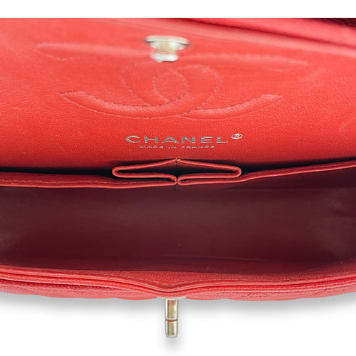 Classic Double Flap Small Red Shoulder Bag in Caviar Leather, Silver hardware