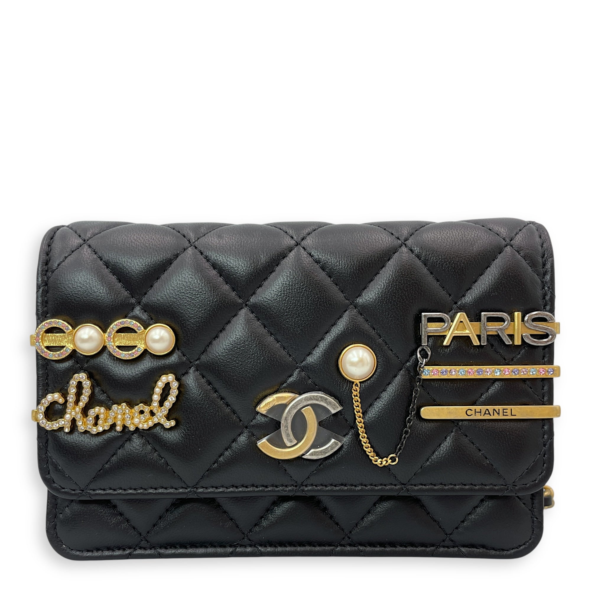 Coco Quilted Clip Mini 15 cm Black Wallet On Chain in Calfskin, Gold hardware