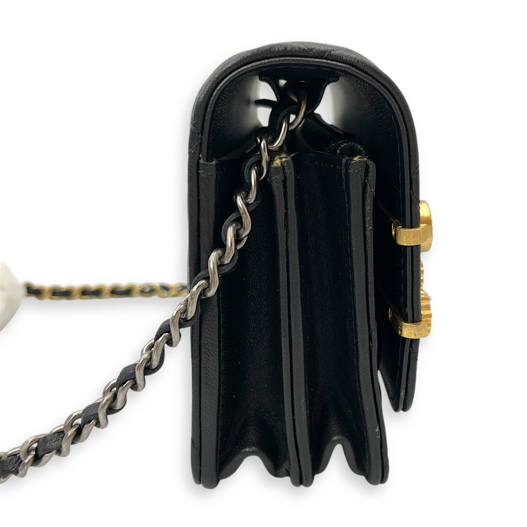 Coco Quilted Clip Mini 15 cm Black Wallet On Chain in Calfskin, Gold hardware