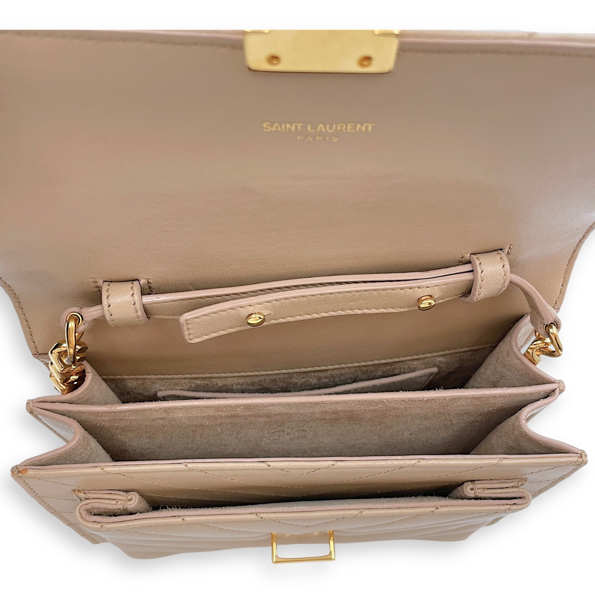 Matelassé Medium Beige Crossbody Bag in Calfskin, Gold hardware