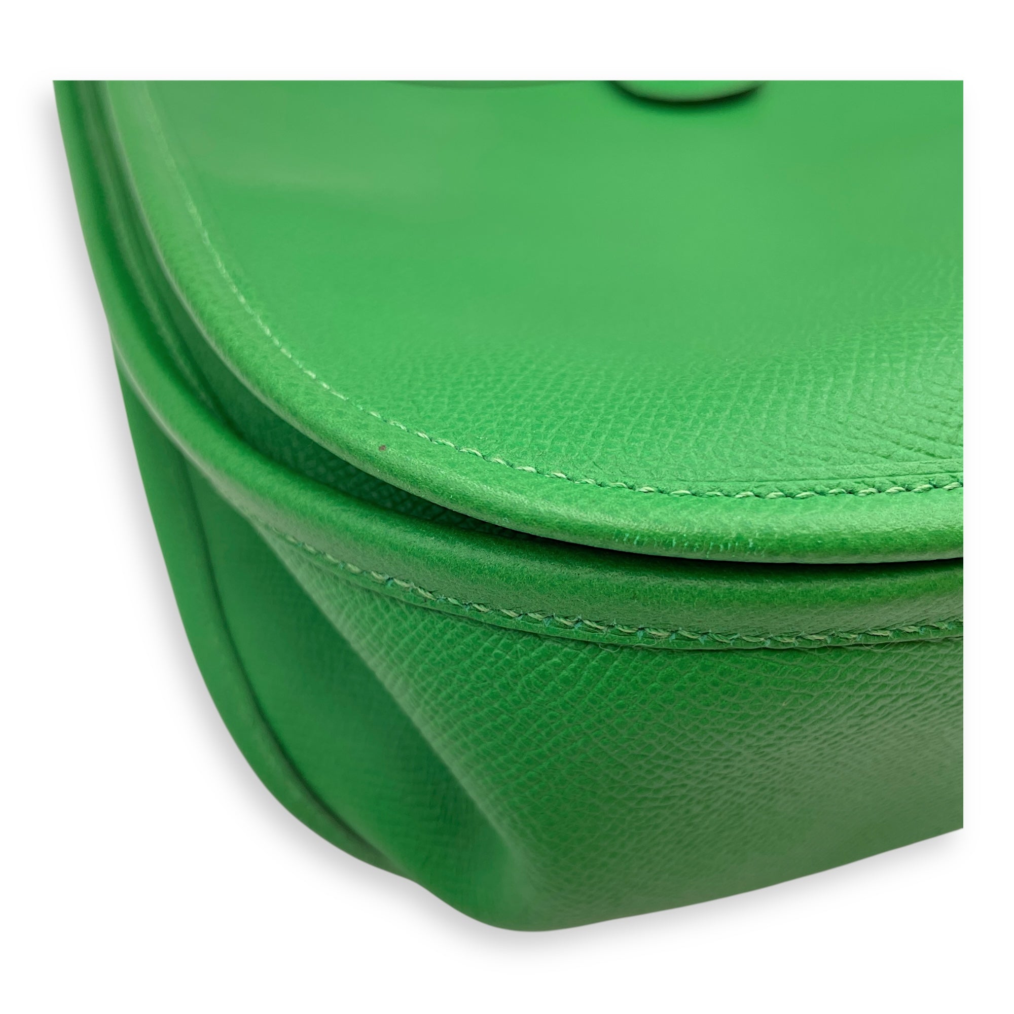 Evelyne III GM Bambou in Epsom, Palladium hardware