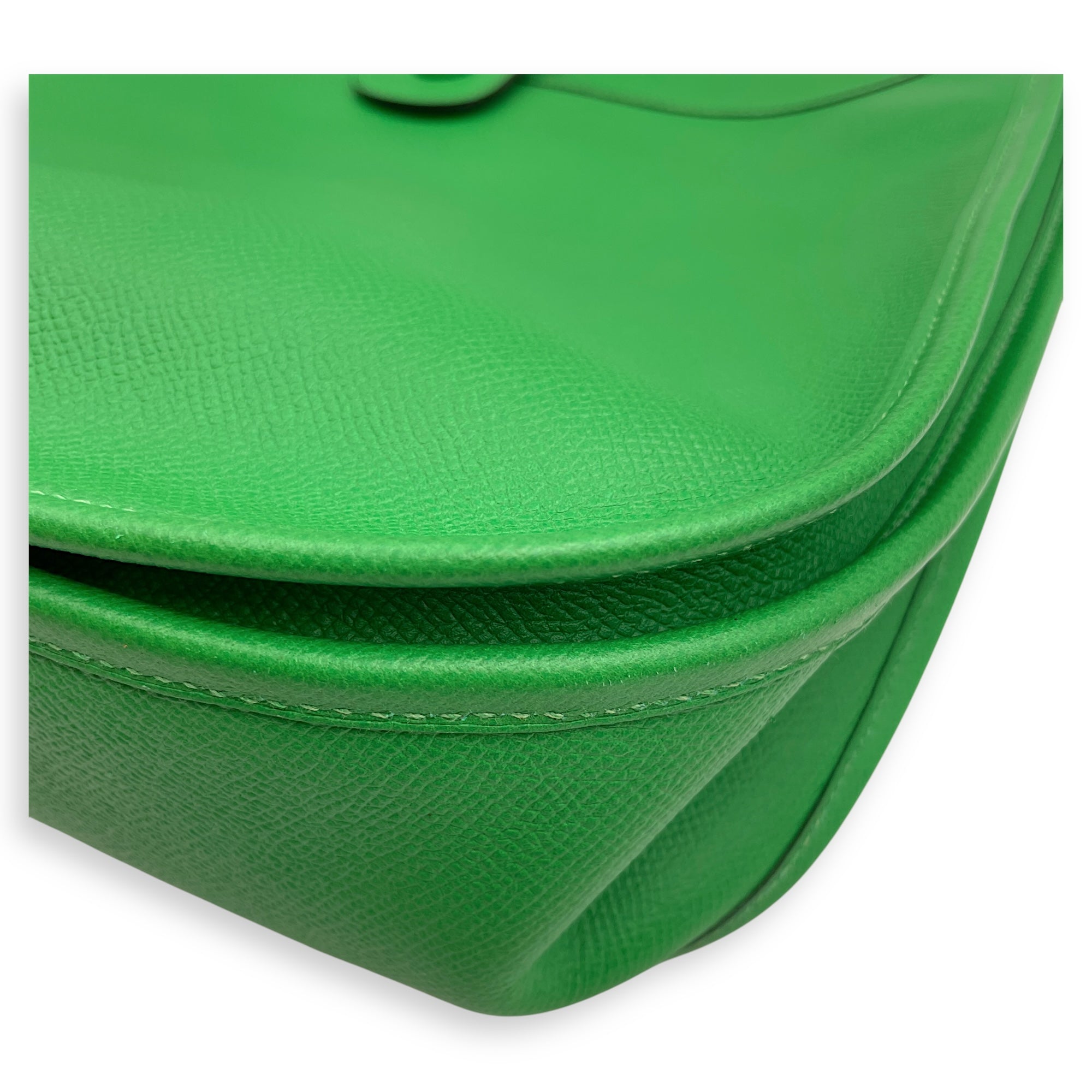 Evelyne III GM Bambou in Epsom, Palladium hardware