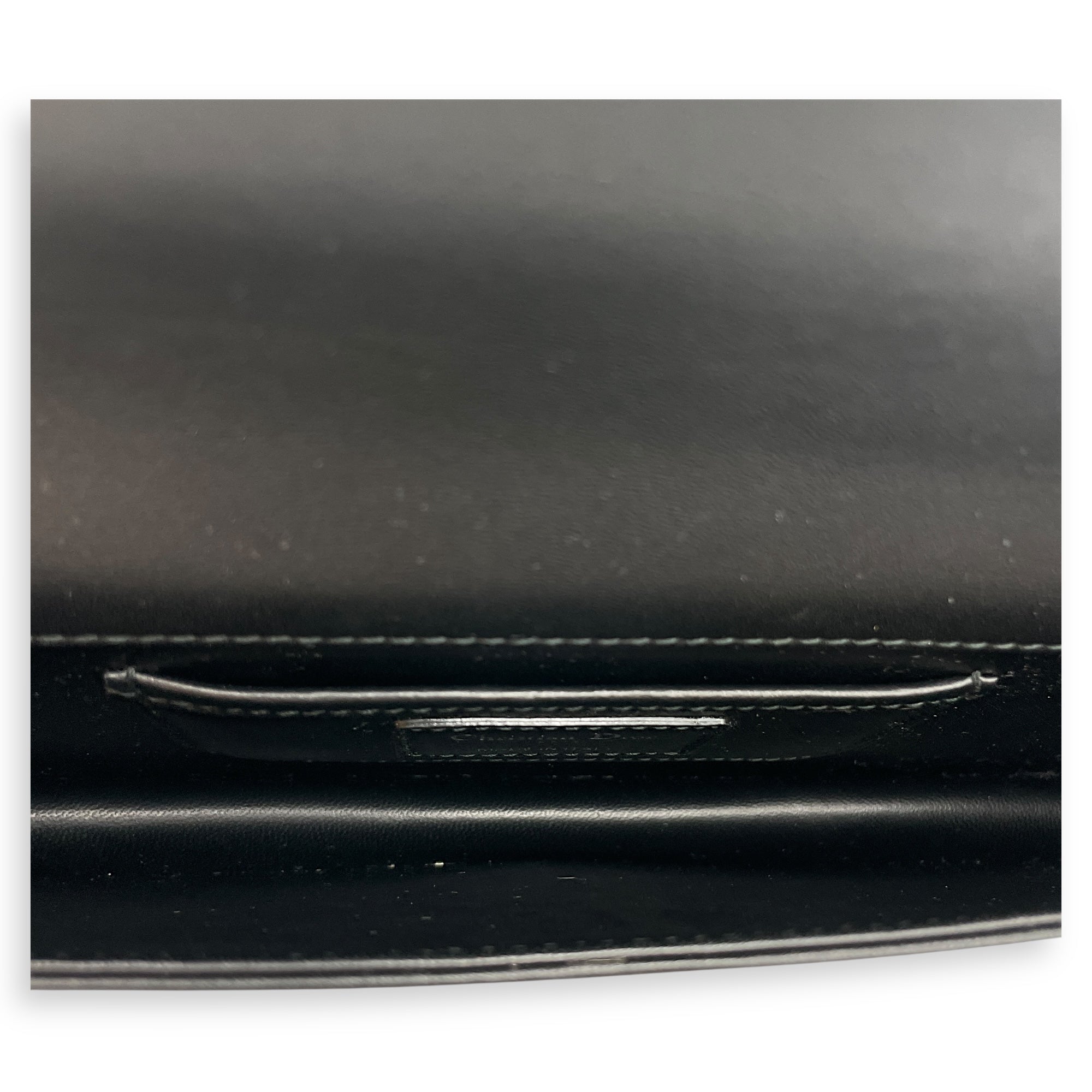 Jayne Vif Black Clutch in Calfskin, Silver hardware
