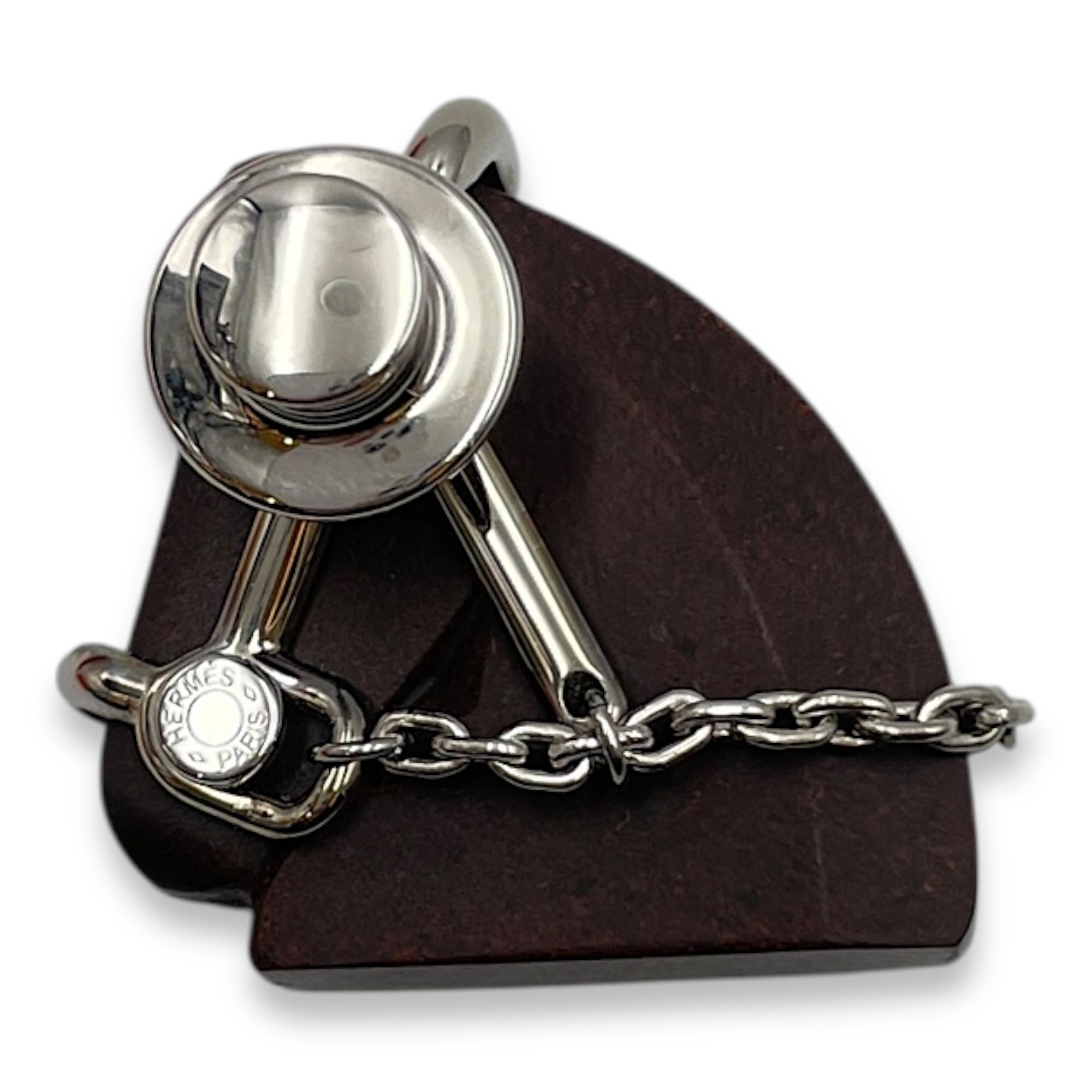 Cheval Badge, Palladium hardware