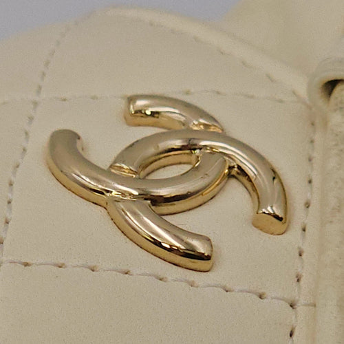 Quilted Bucket Mini White Crossbody Bag in Lambskin, Gold hardware