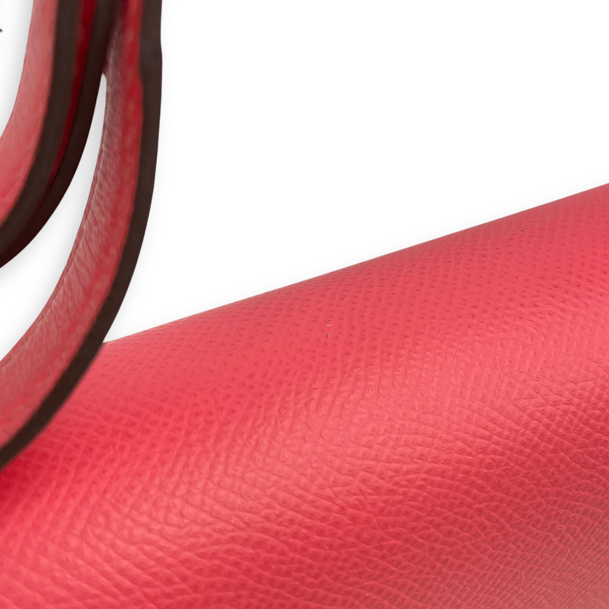 Verrou 21 Rose Azalea in Epsom, Palladium hardware