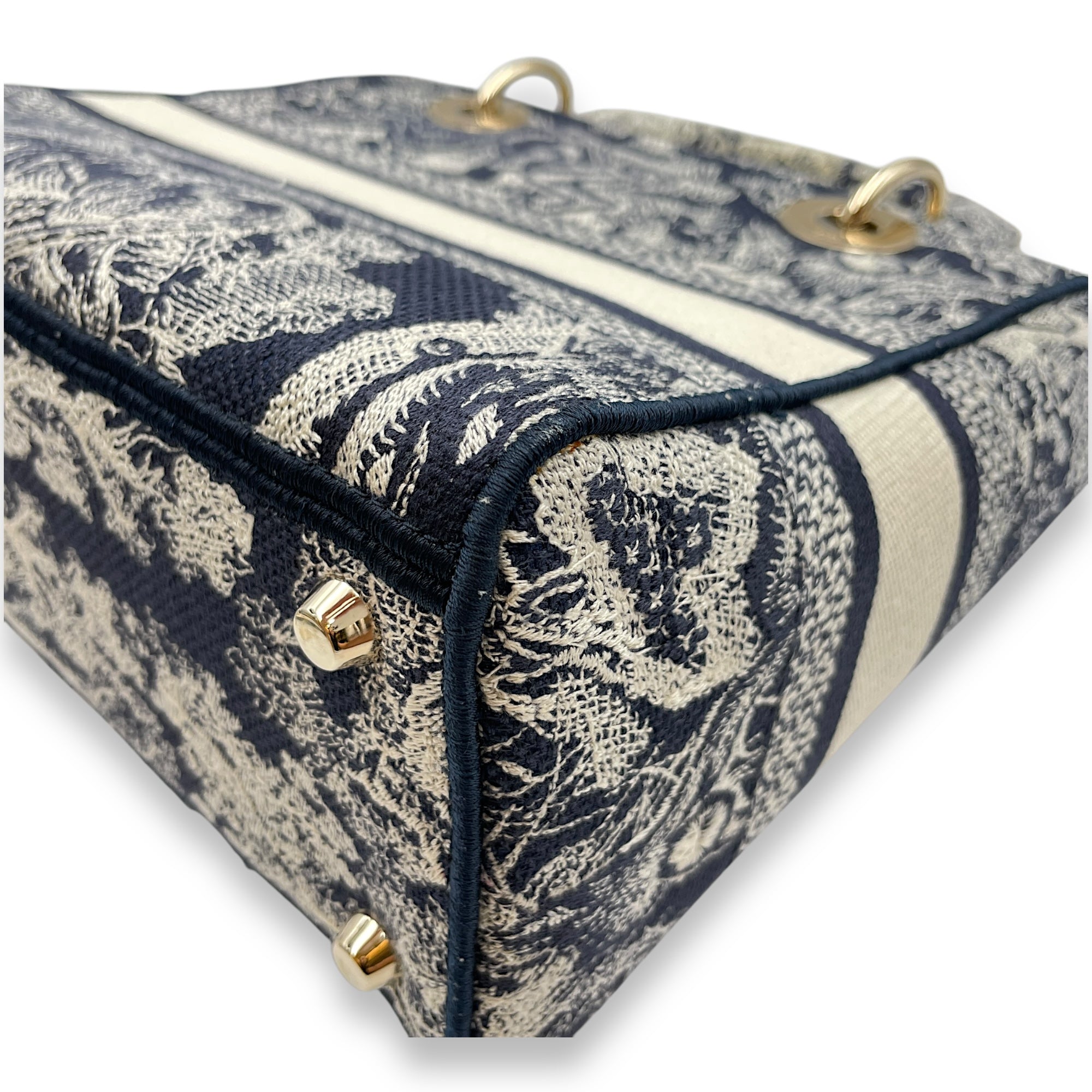 Lady Dior D-Lite Medium Blue Toile De Jouy Shoulder Bag in Canvas, Gold hardware