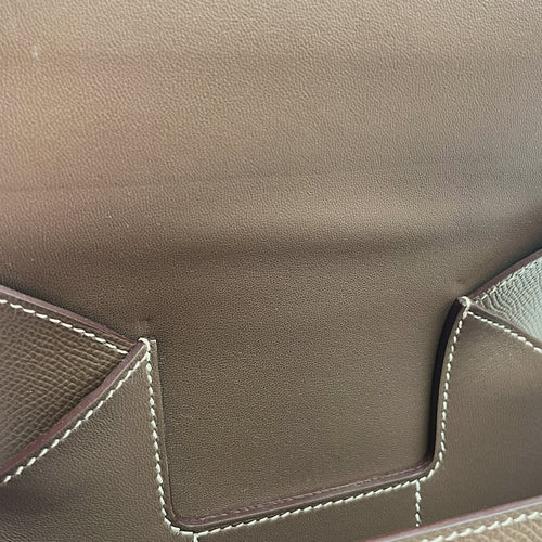 Della Cavalleria Mini Etoupe in Epsom, Gold hardware