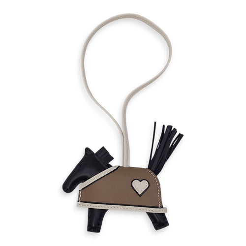 Rodeo Robeo PM Black/Etoupe/Craie Charm in Milo/Swift
