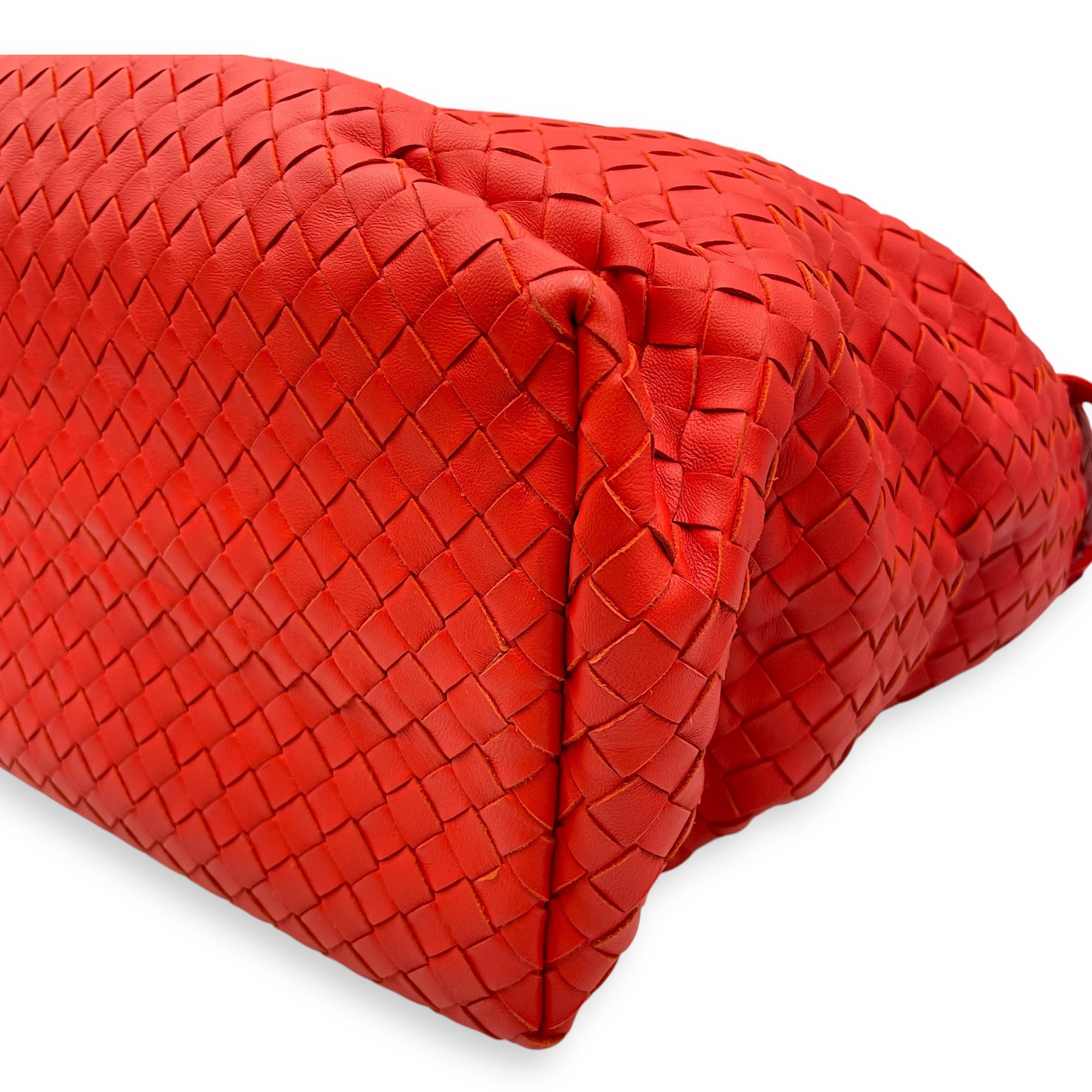 Intrecciato Garda Large Orange-Red Shoulder Bag in Nappa Leather, Ruthenium hardware