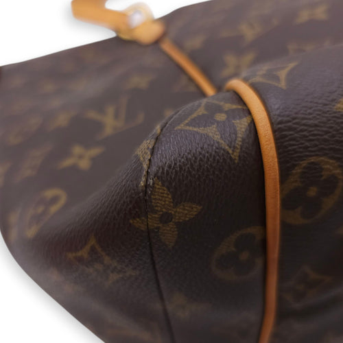 Totally MM Monogram Brown Shoulder Bag in Canvas, Gold hardware