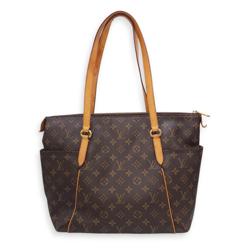 Totally MM Monogram Brown Shoulder Bag in Canvas, Gold hardware
