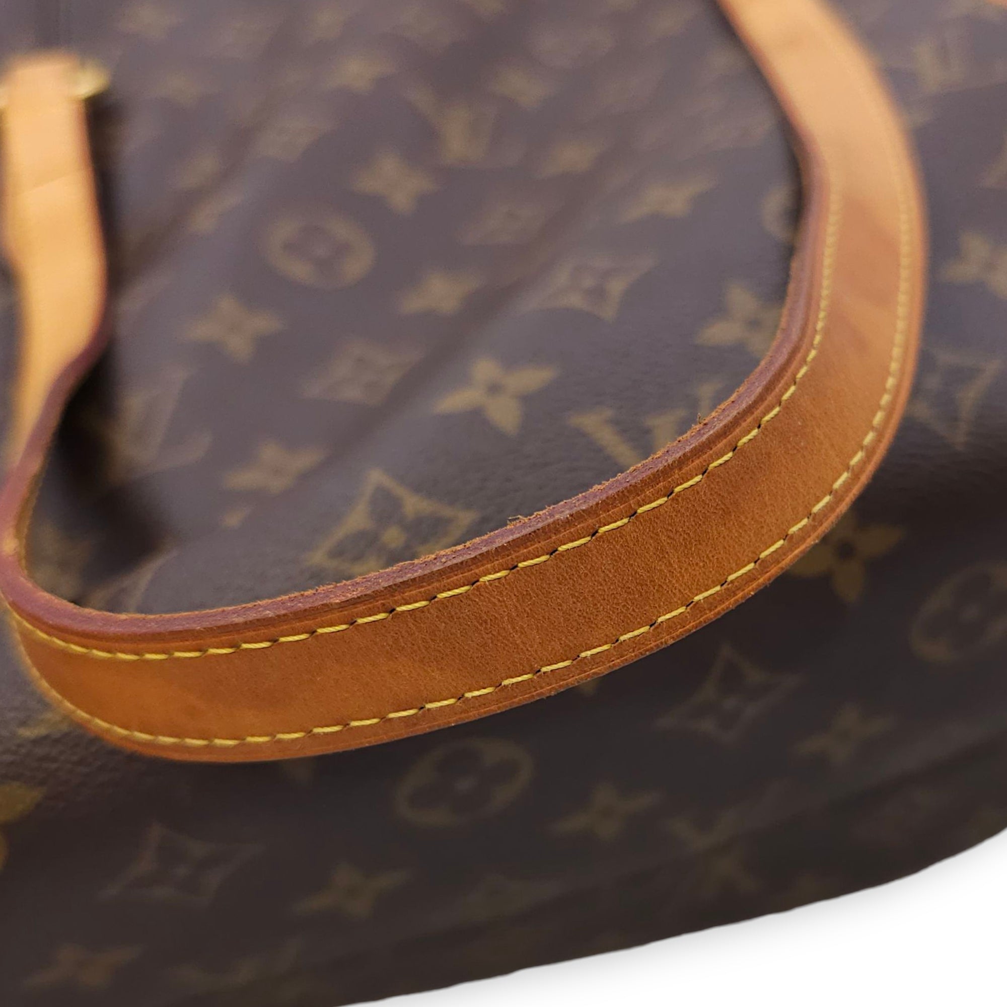 Totally MM Monogram Brown Shoulder Bag in Canvas, Gold hardware