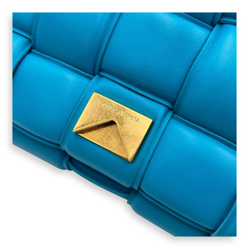 Padded Cassette Shoulder Bag Blue in Lambskin, Gold hardware