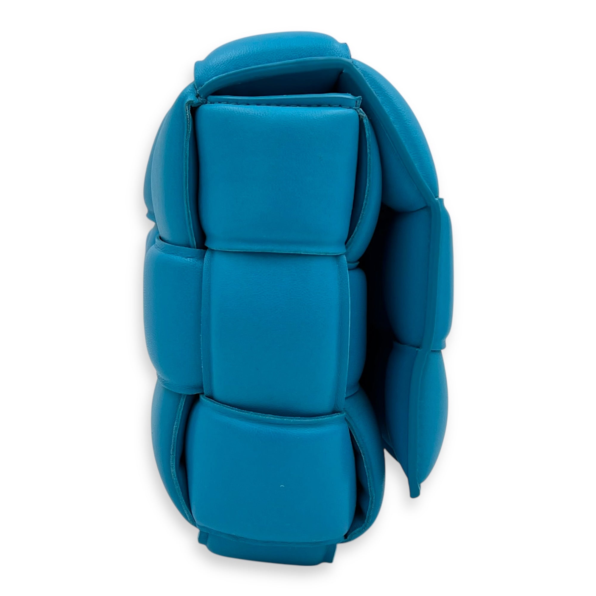 Padded Cassette Shoulder Bag Blue in Lambskin, Gold hardware