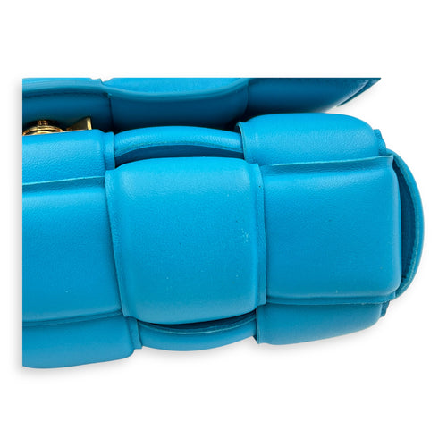 Padded Cassette Shoulder Bag Blue in Lambskin, Gold hardware