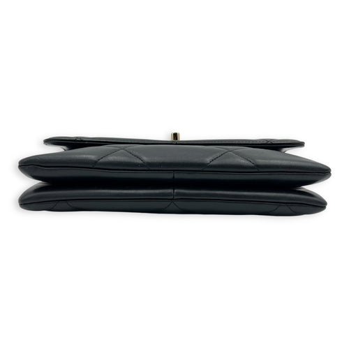 Trendy CC Shoulder Bag Black in Lambskin, Gold hardware