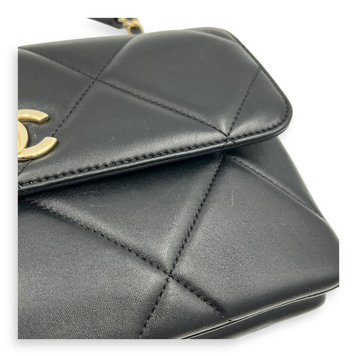 Trendy CC Shoulder Bag Black in Lambskin, Gold hardware