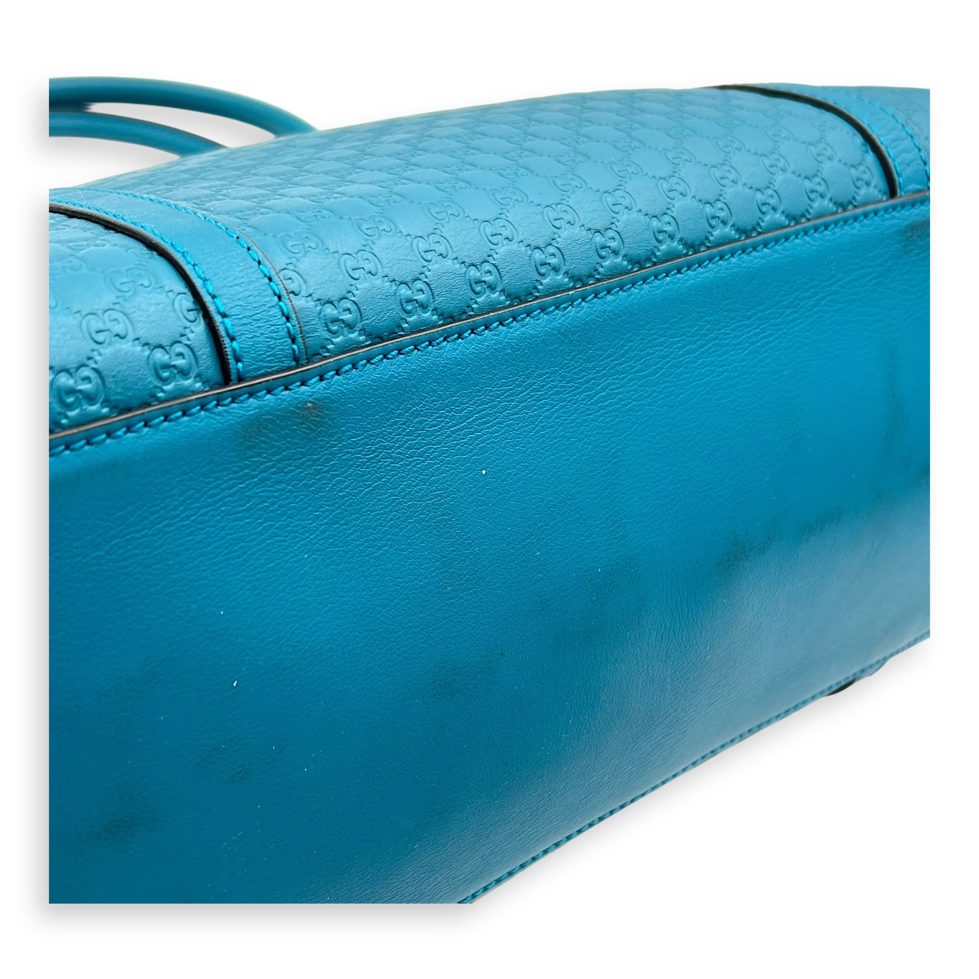 Guccissima Top Handle Bag Blue in Guccissima Leather, Gold hardware