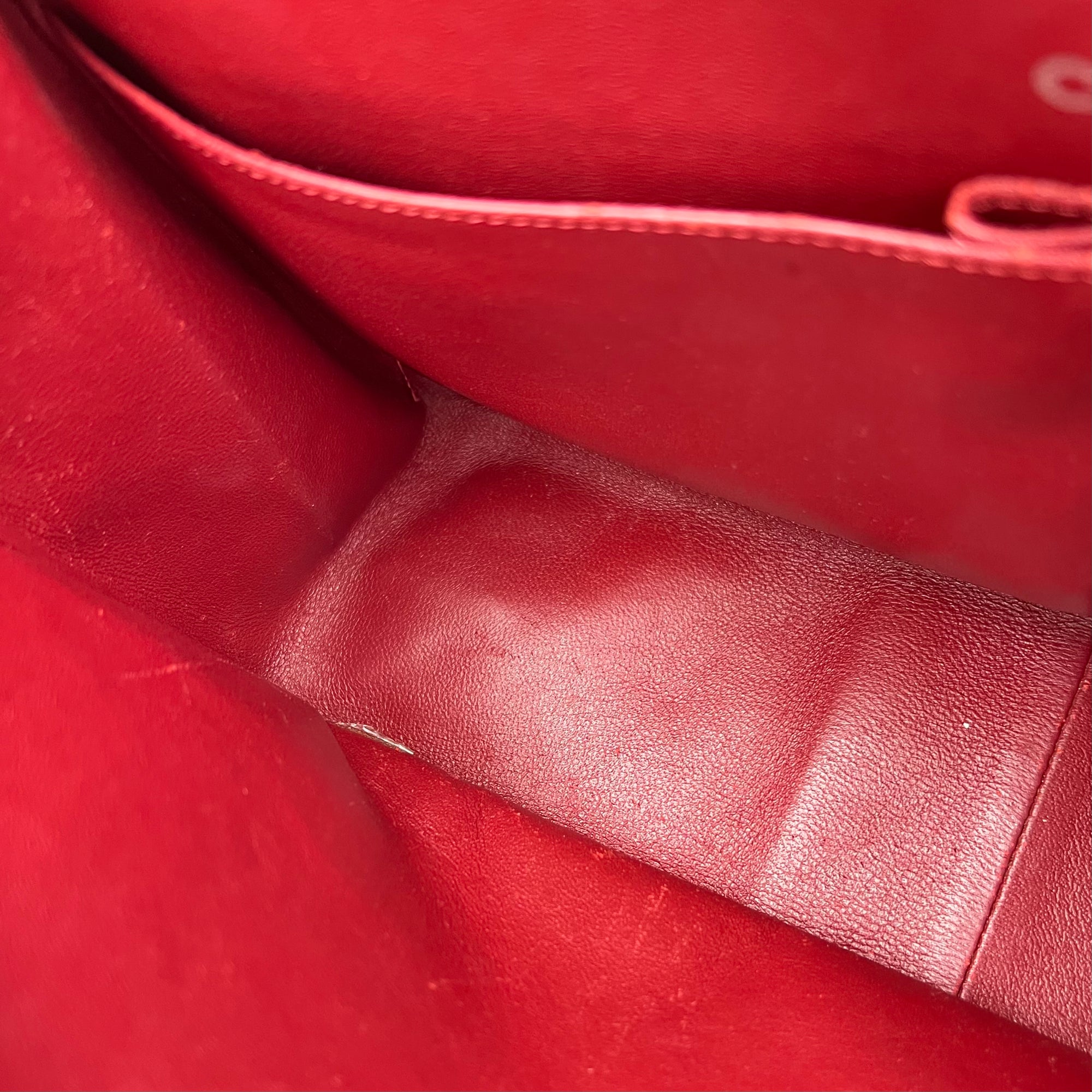 2.55 Shoulder Bag Red in Caviar Leather, Ruthenium hardware