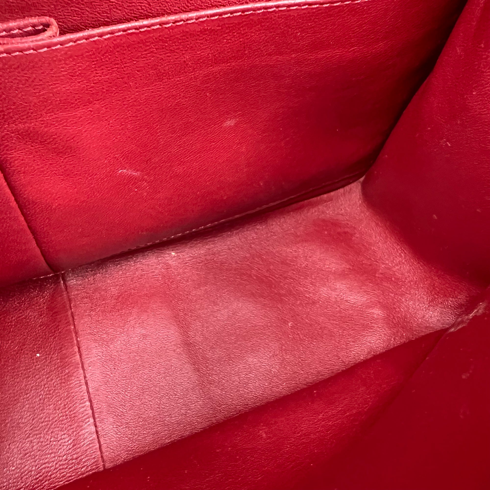 2.55 Shoulder Bag Red in Caviar Leather, Ruthenium hardware