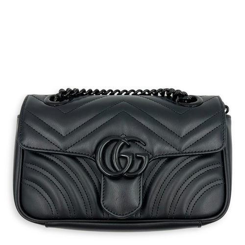 GG Marmont Shoulder Bag Small Black in Calfskin, black hardware