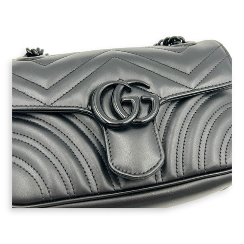 GG Marmont Shoulder Bag Small Black in Calfskin, black hardware