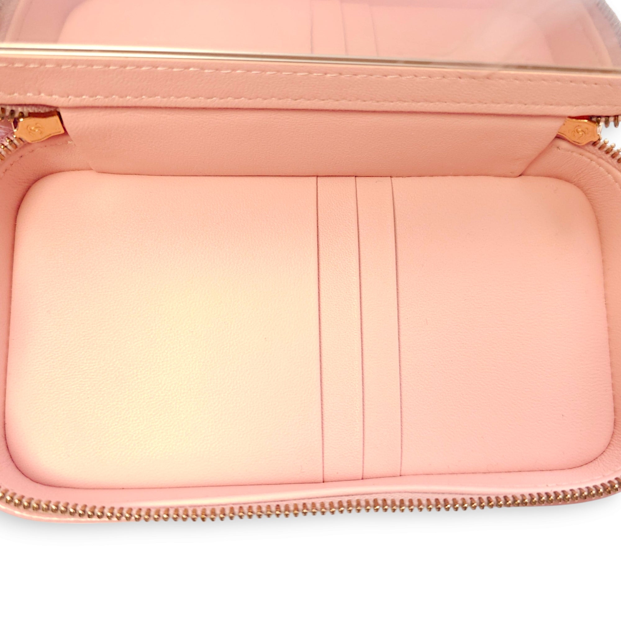Double Layer 16x13x8.5cm Pink Vanity Bag in Glazed Calf, Gold hardware