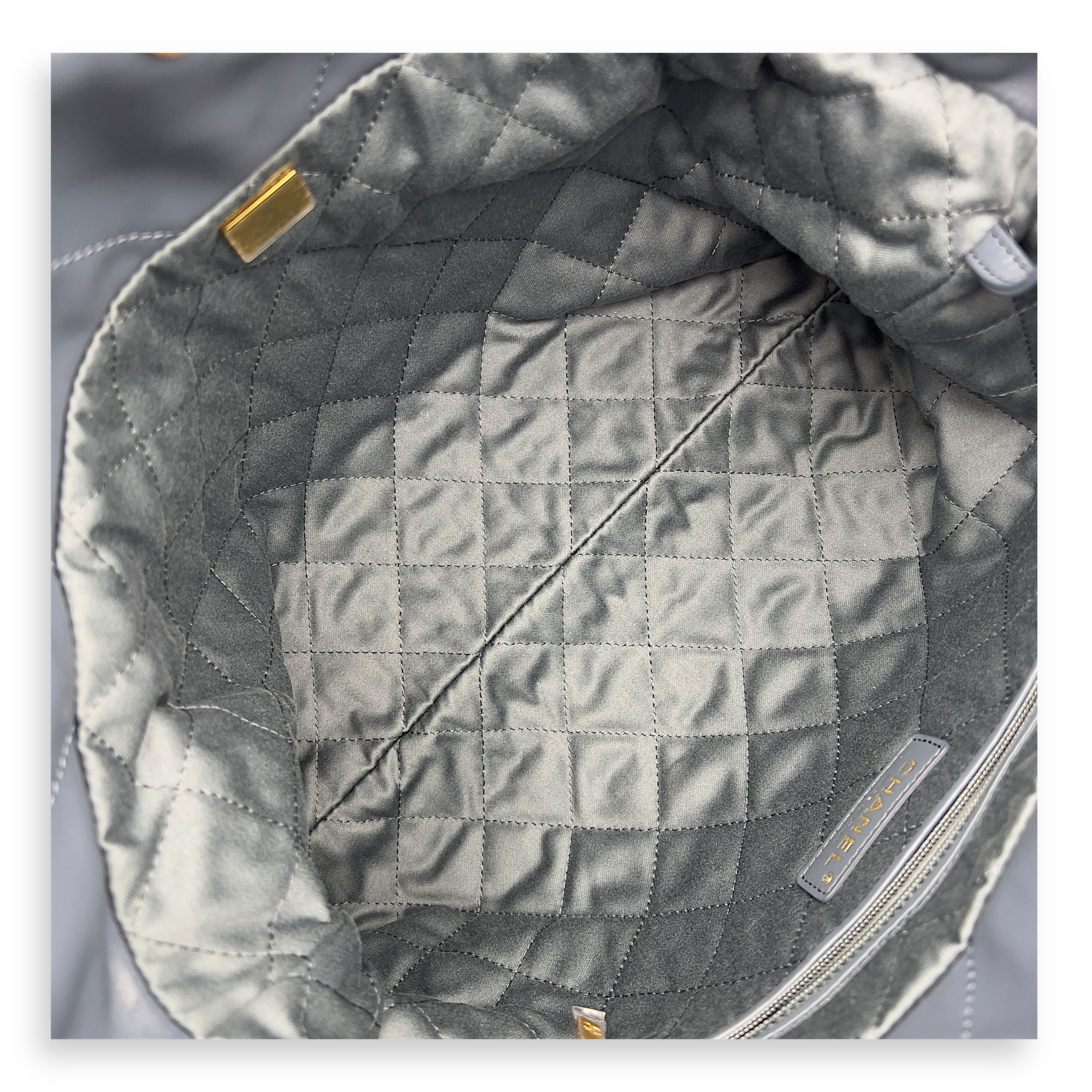 Chanel C22 Shoulder Bag Blue in Lambskin, Gold hardware_6