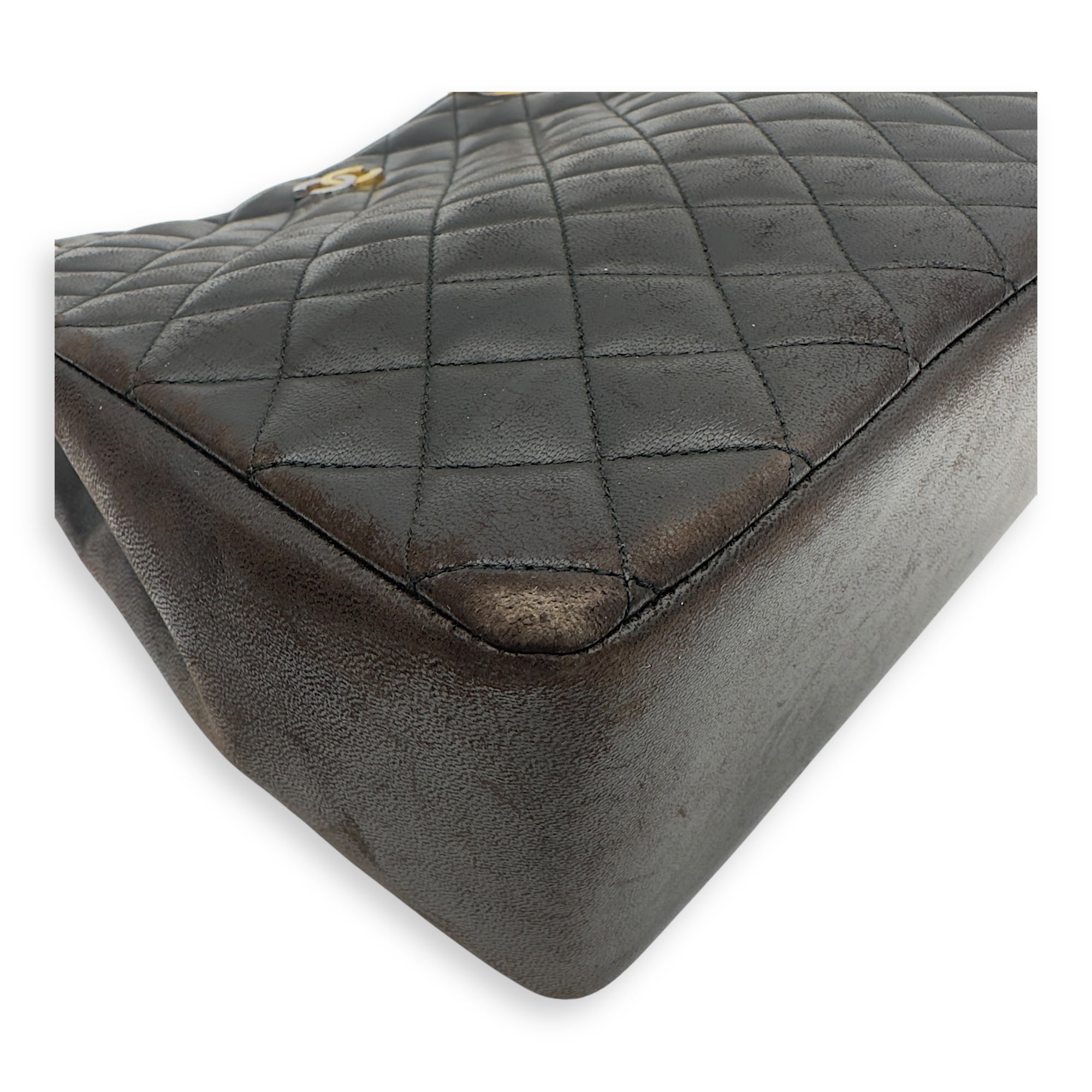 Chanel Vintage CC Tote Bag Black in Lambskin, Gold hardware_17