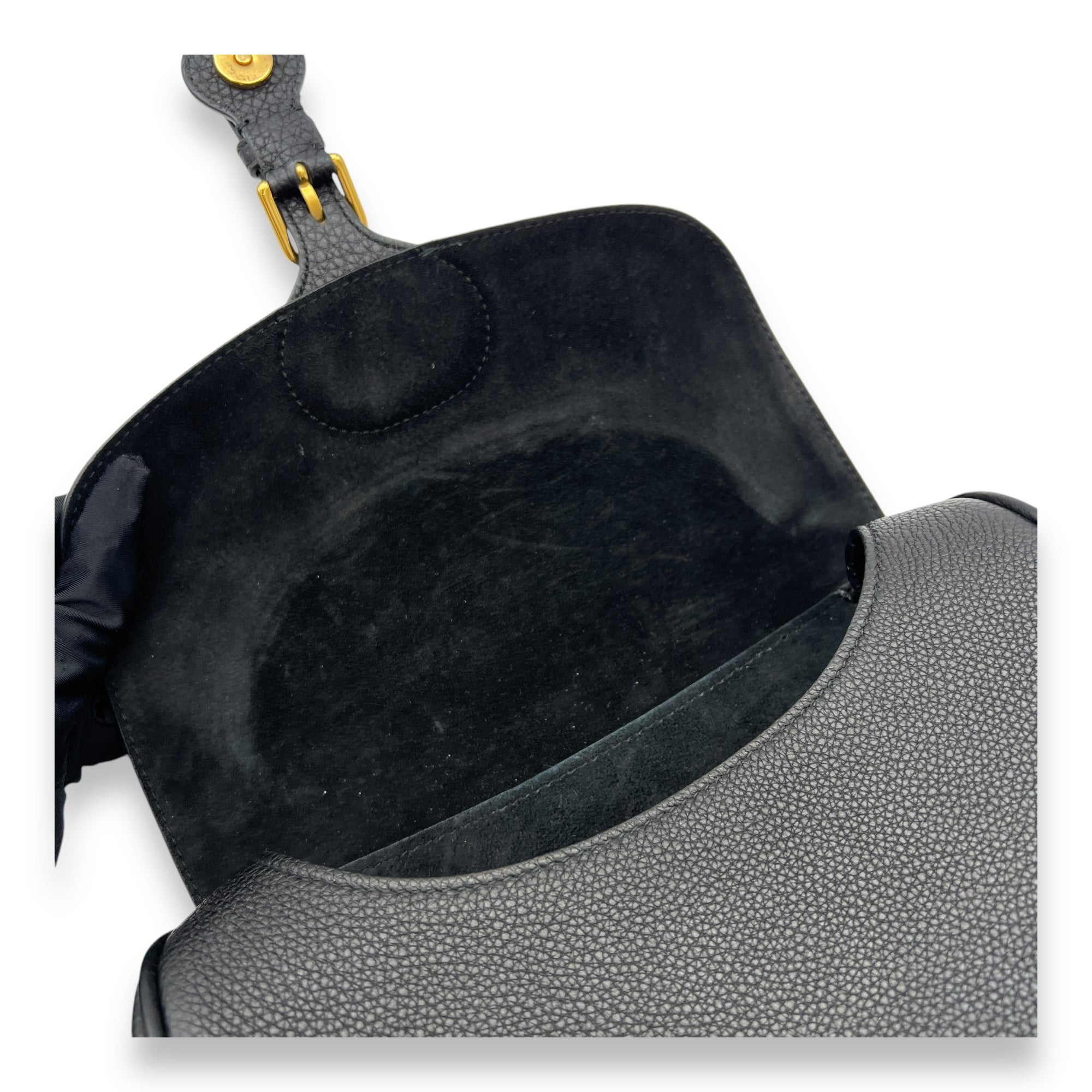 Bobby Shoulder Bag Black in Calfskin, Gold hardware