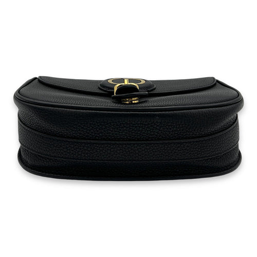 Bobby Shoulder Bag Black in Calfskin, Gold hardware