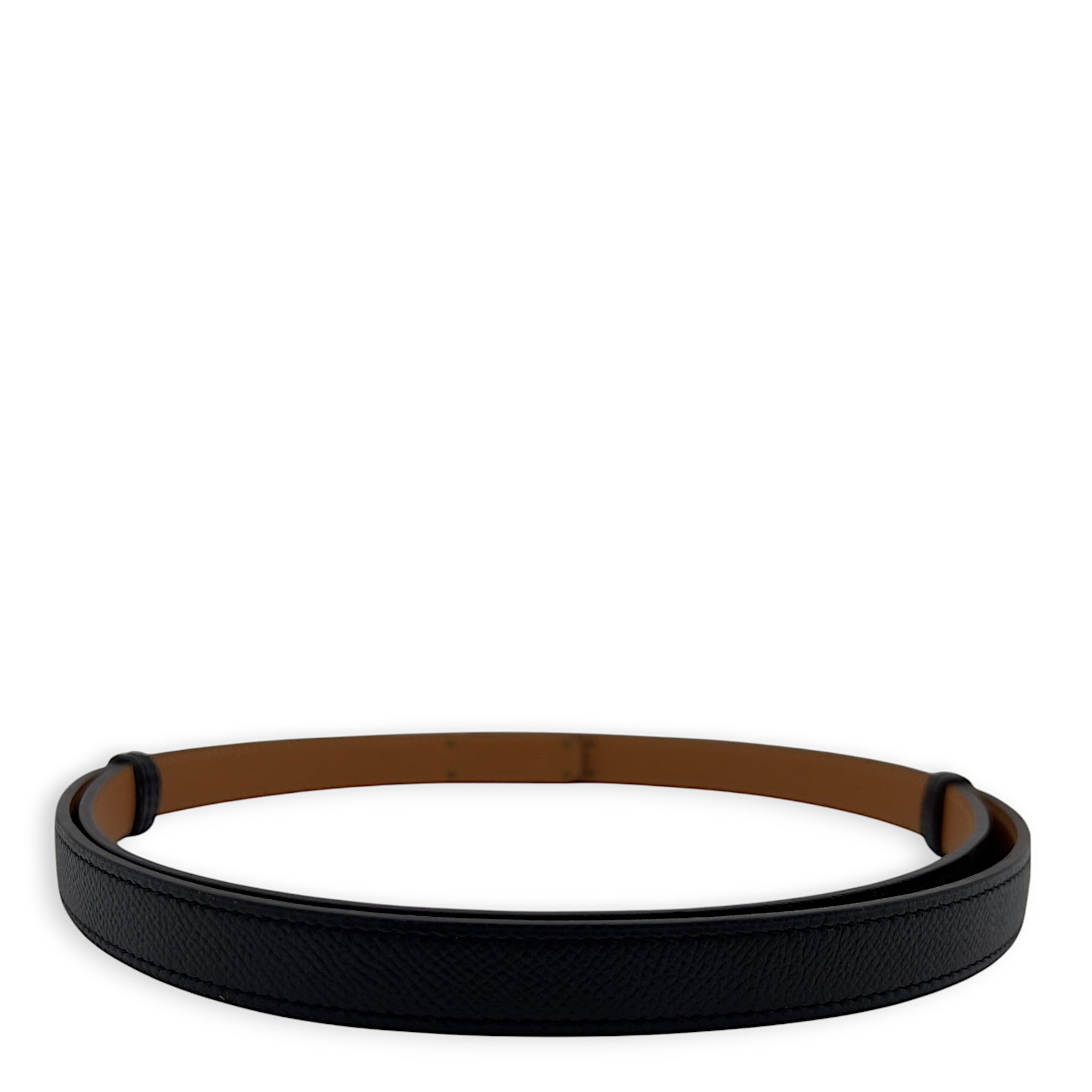 Hermès Kelly Black in Calfskin, Gold hardware_2