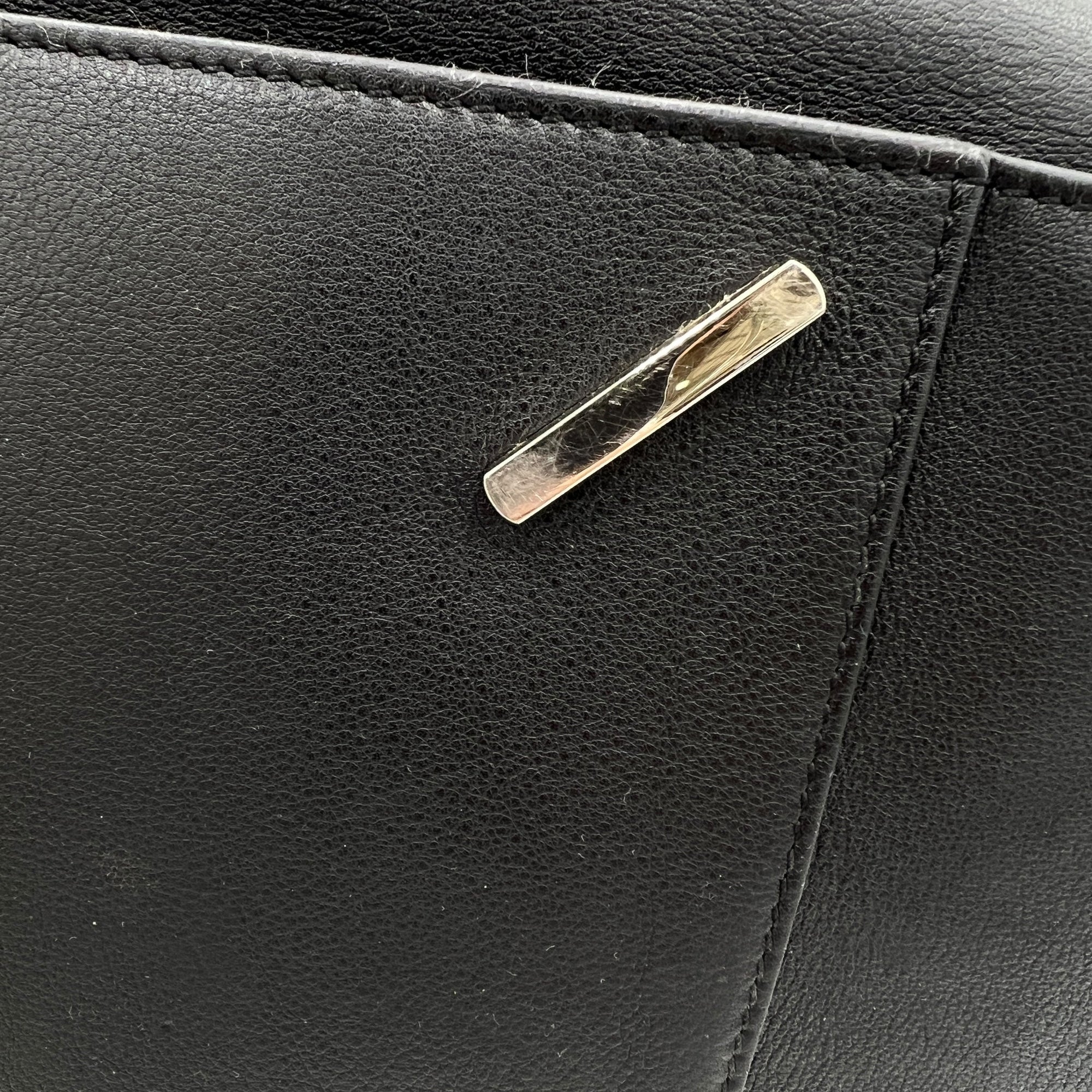 Hammock Medium Black Top Handle Bag in Calfskin, Silver hardware