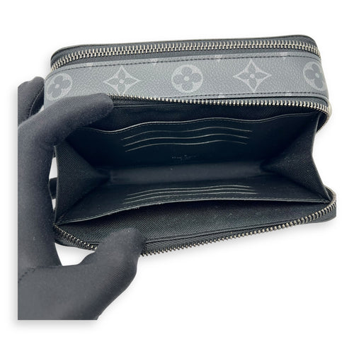 Louis Vuitton Alpha Wearable Wallet Grey Crossbody Bag in Monogram Coated Canvas, Silver hardware_6
