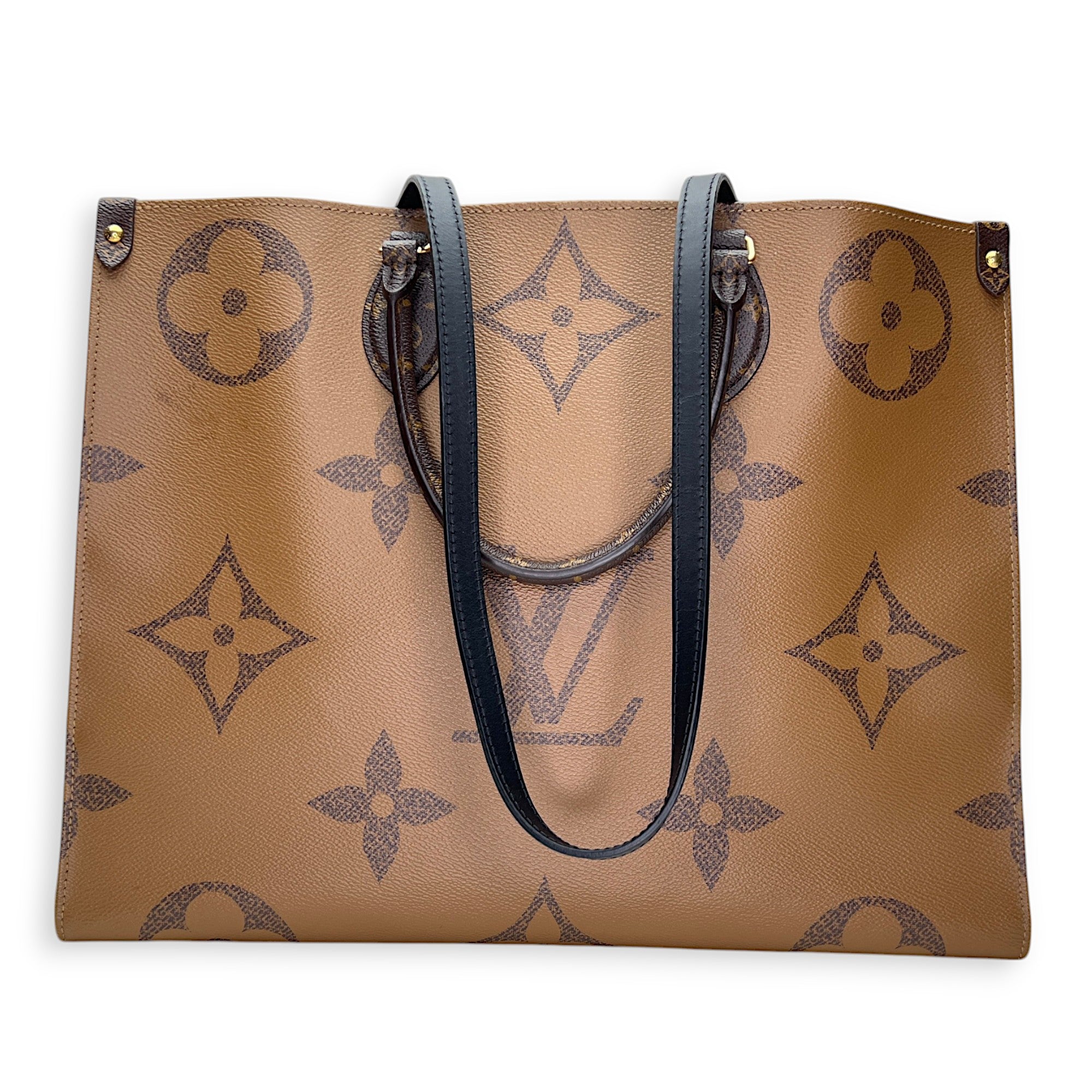 Louis Vuitton  Monogram OnTheGo GM Tote bag in Coated canvas, Gold Hardware_4