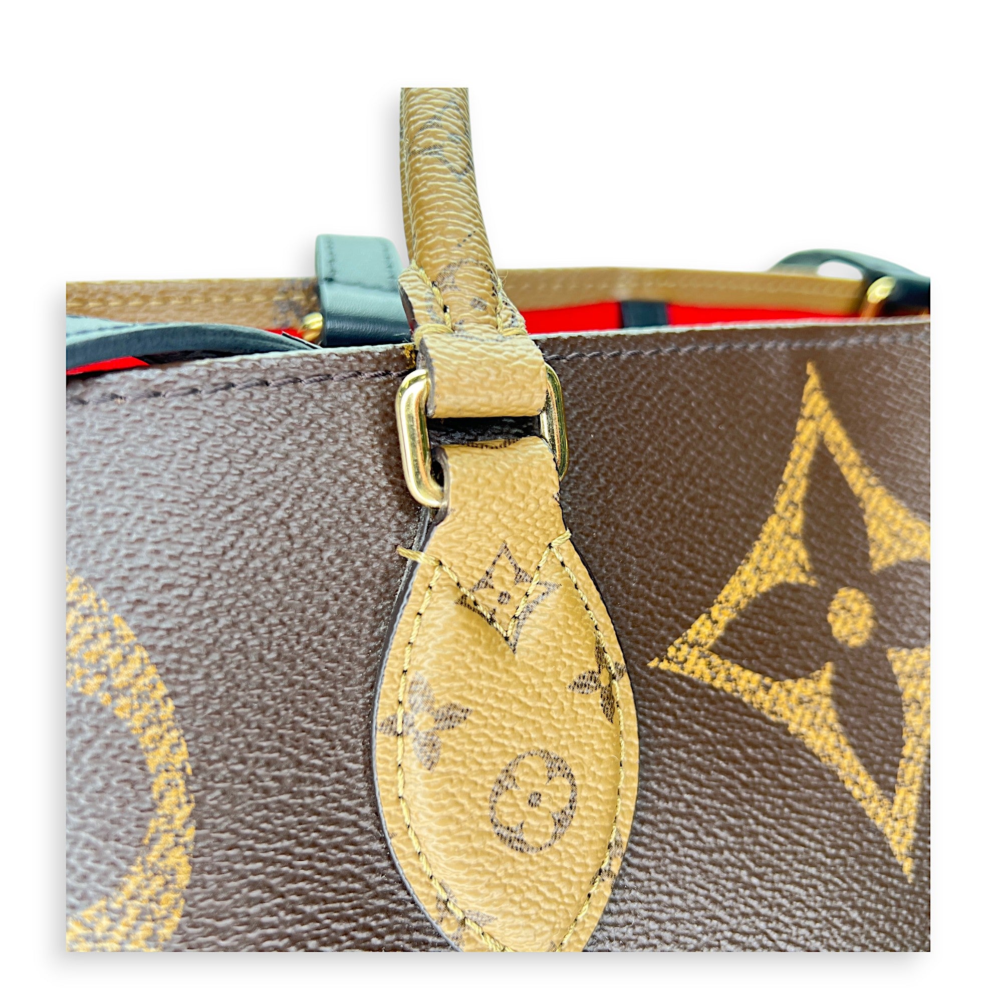 Louis Vuitton  Monogram OnTheGo GM Tote bag in Coated canvas, Gold Hardware_8