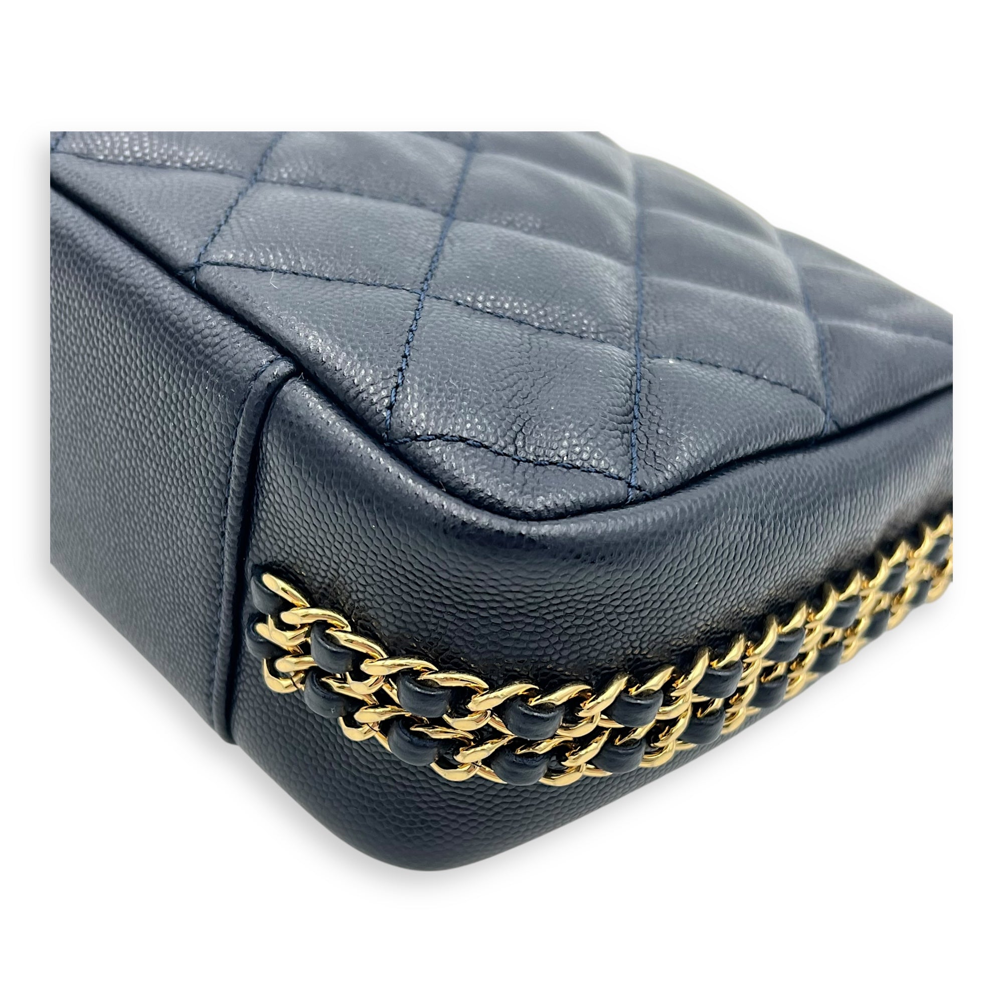 Chain Around Blue Crossbody Bag in Caviar Leather, Gold hardware