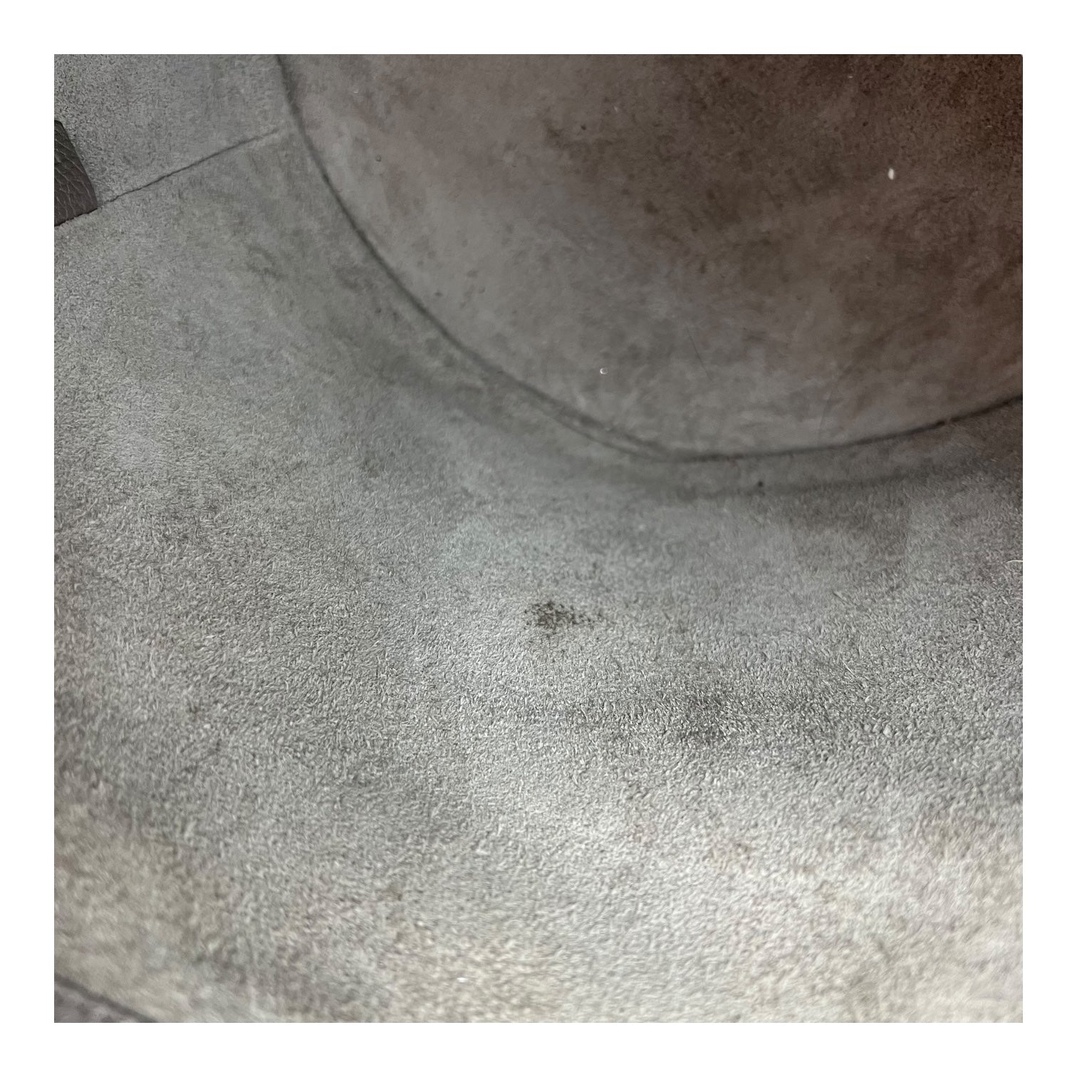 Celine Bucket 16 Brown Top Handle Bag in Calfskin, Gold hardware_8