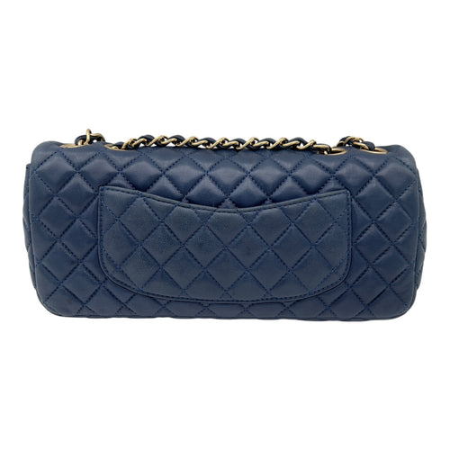Chanel Valentine Charm Blue Shoulder Bag in Lambskin, Gold hardware_2