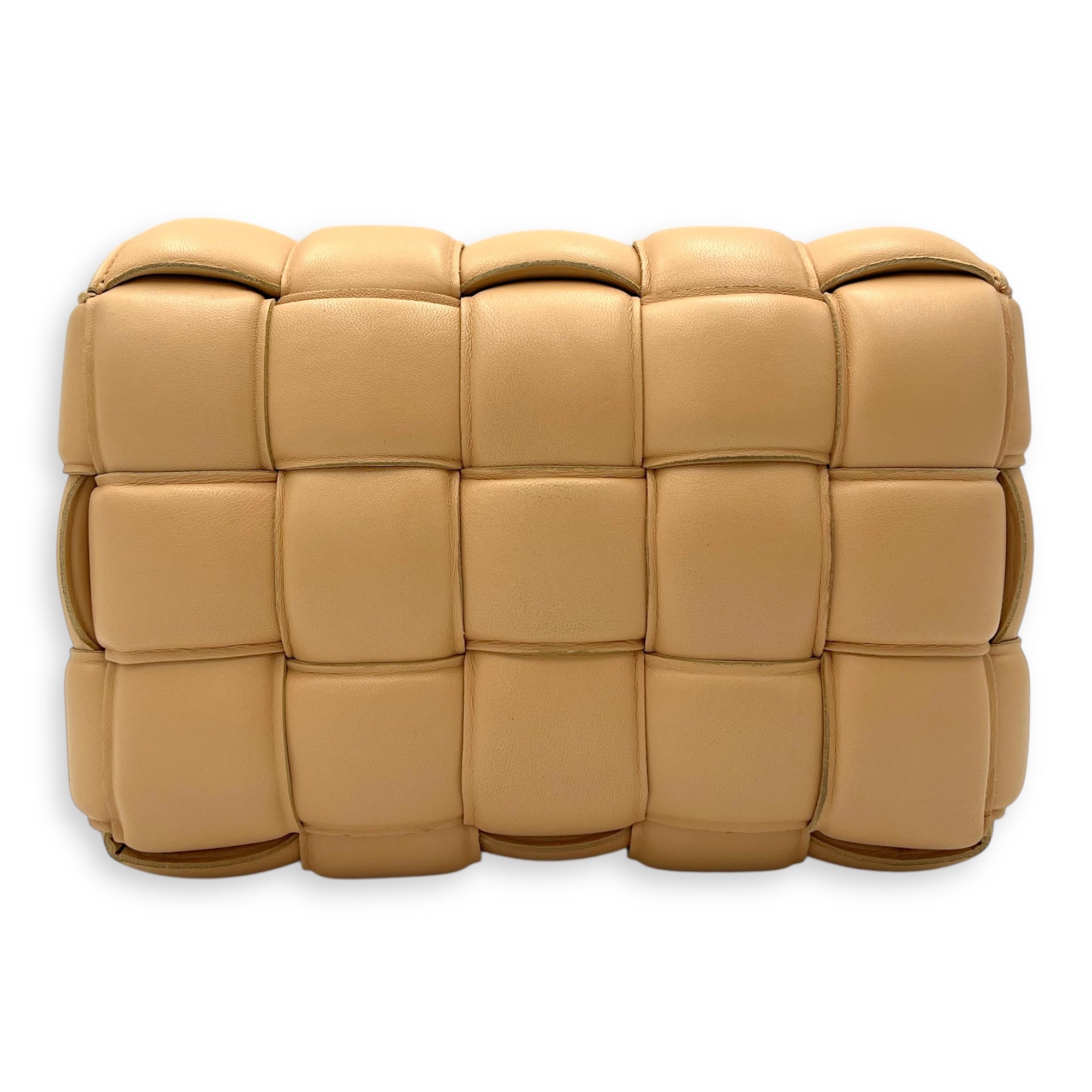 Bottega Veneta Cassette Shoulder Bag Beige in Lambskin, Gold hardware_2