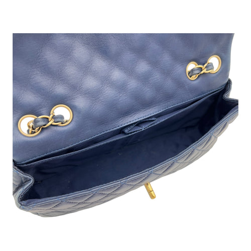 Chanel Valentine Charm Blue Shoulder Bag in Lambskin, Gold hardware_8