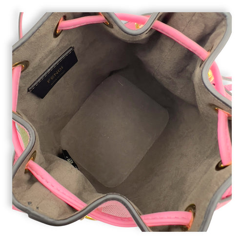 Fendi Mon Tresor Mini Pink Bucket Bag in Raffia, Gold hardware_4