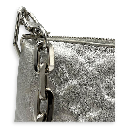 Louis Vuitton Coussin PM Silver Shoulder Bag in Lambskin, Silver hardware_6